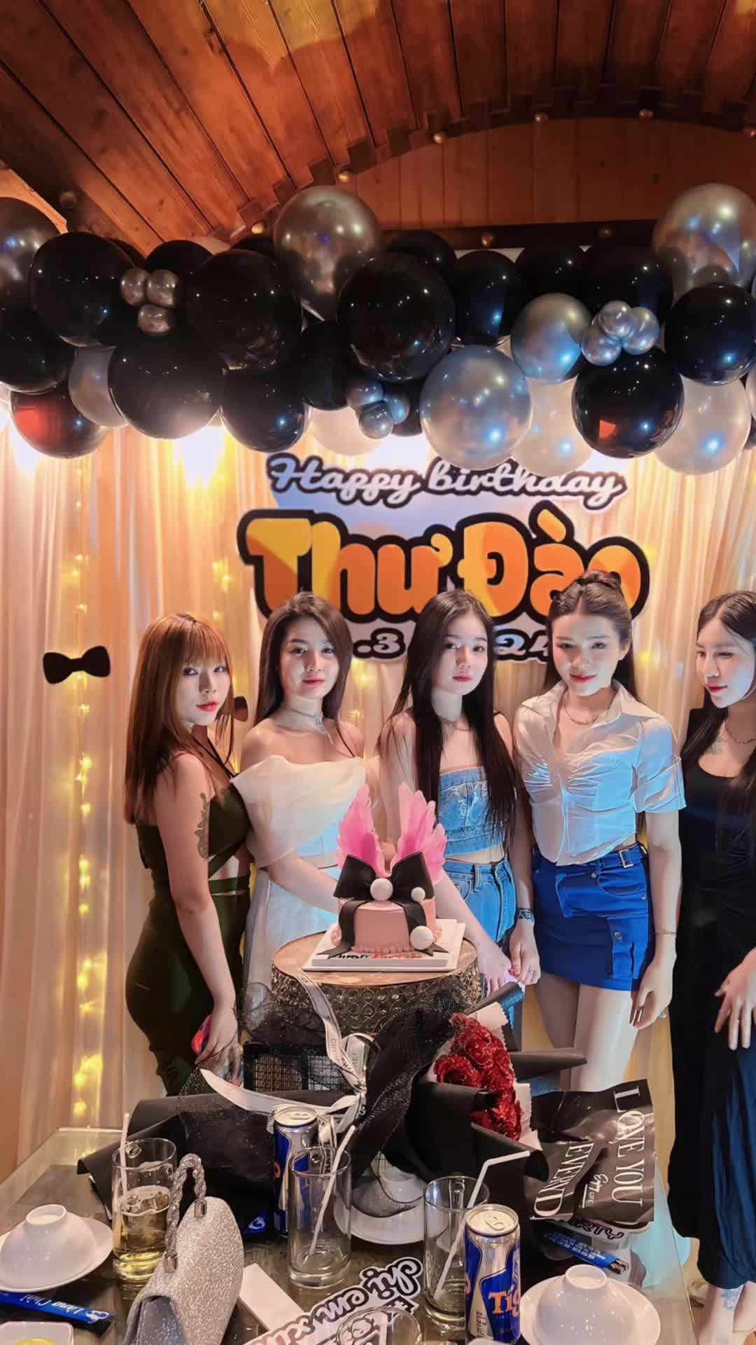 @Thư Đào 💋