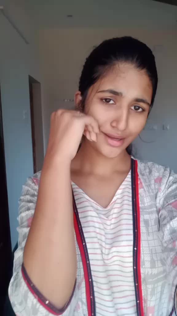 @moni_cuttie_