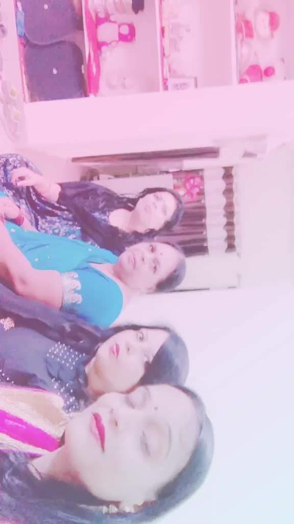 @pinki💥