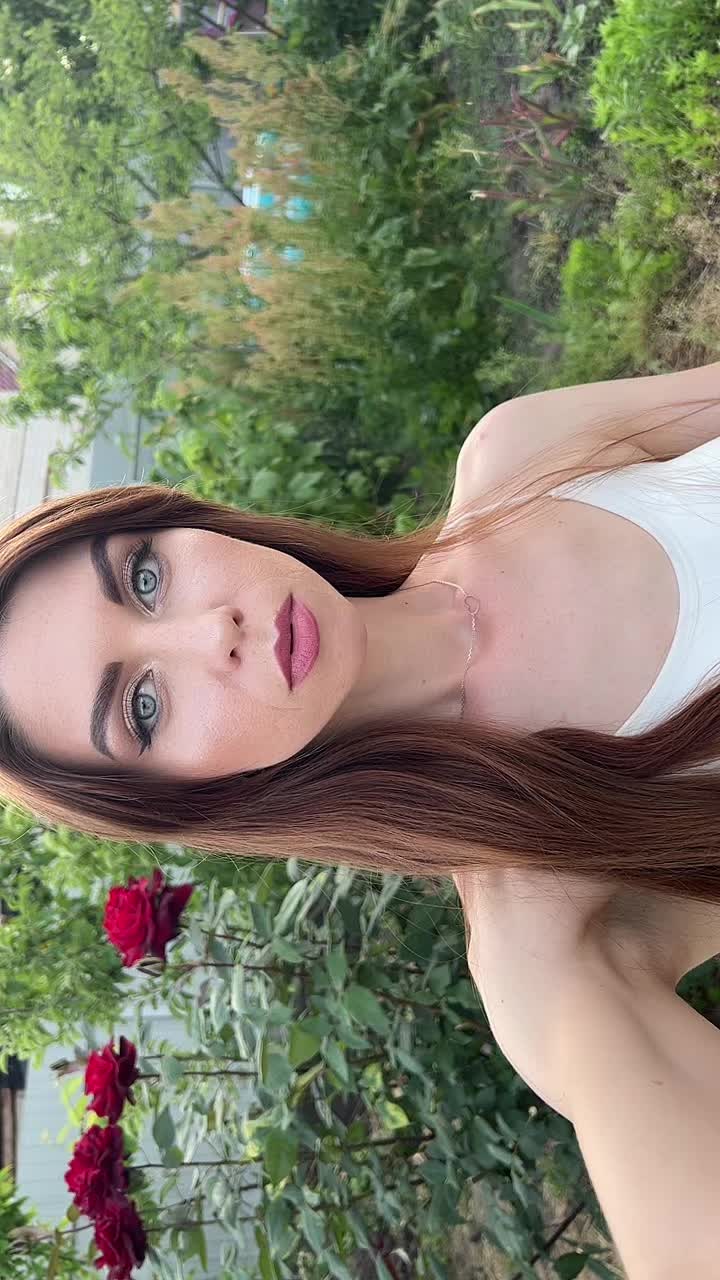 @lanapogrebniak