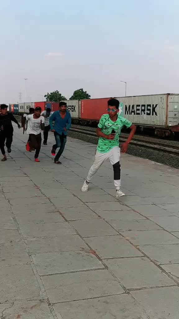 @येडा अन्शया तुश्या..