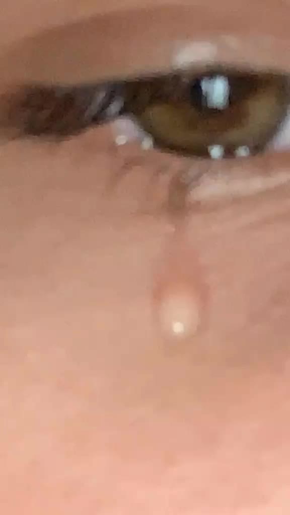 @isaxzw