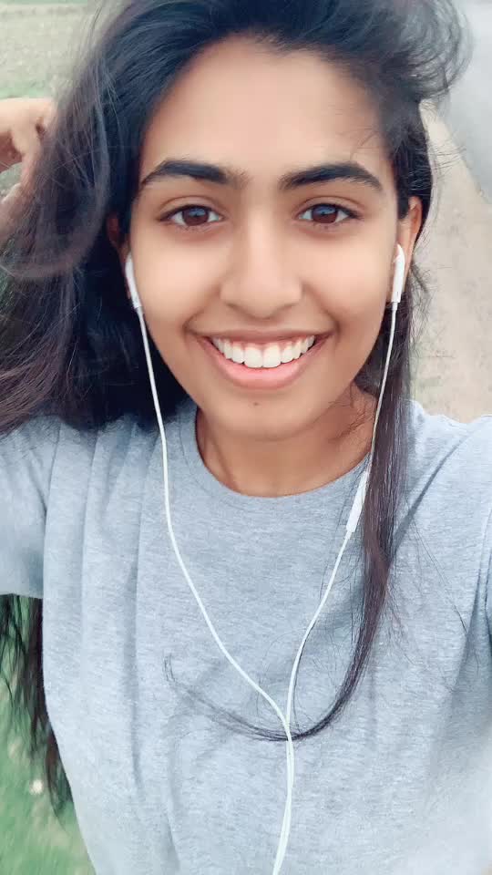 @Keerthi Katragadda🥀
