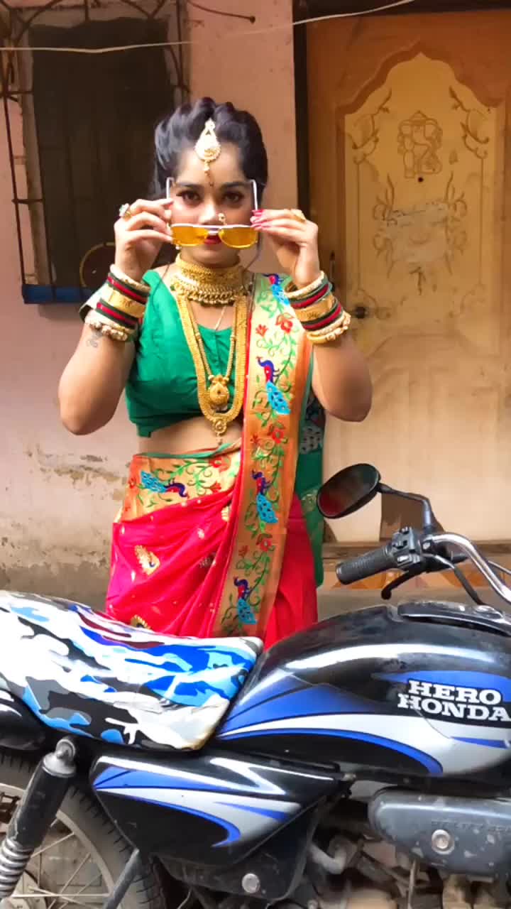 @👑 prajakta_Dhere 👑