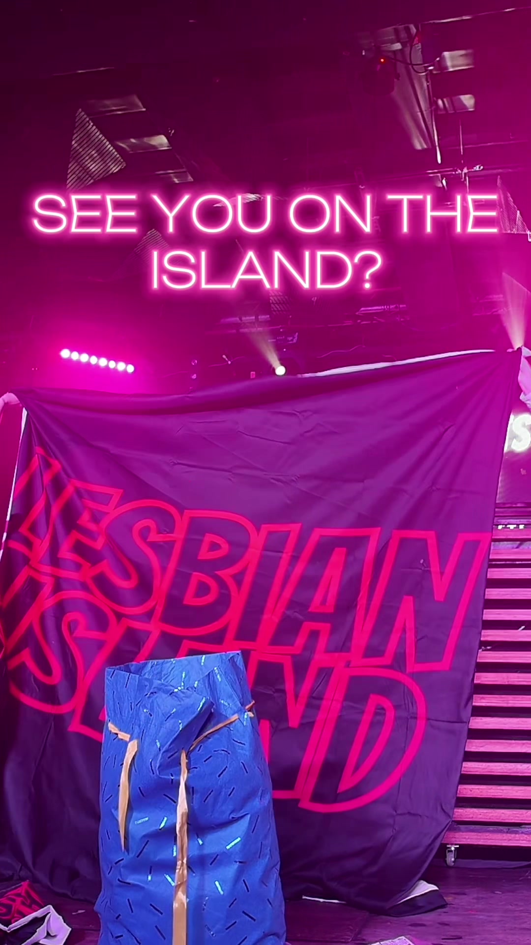 @Lesbian Island🏝️