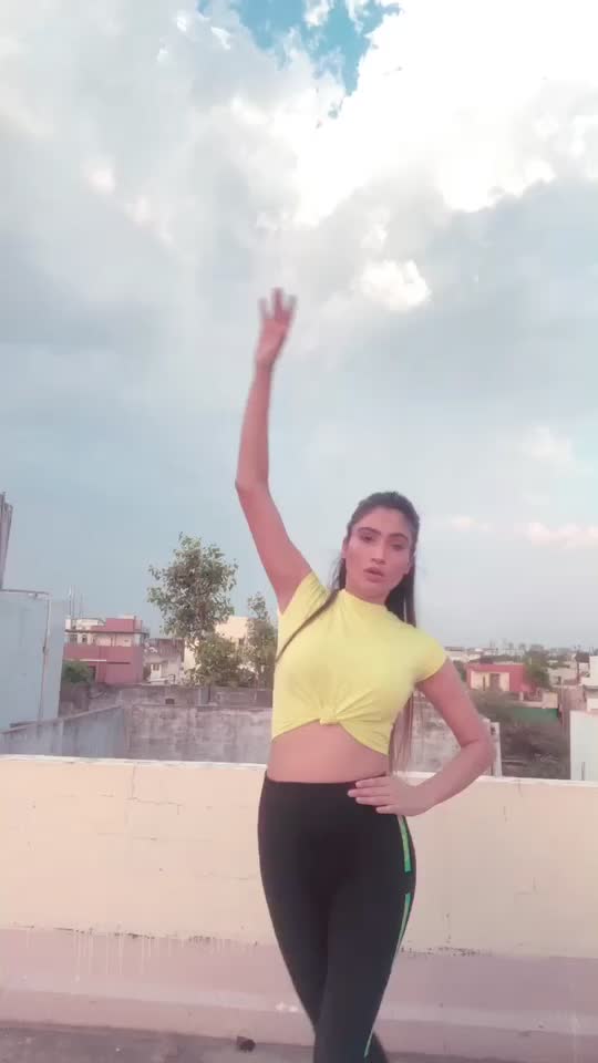 @aashichouhanofficial