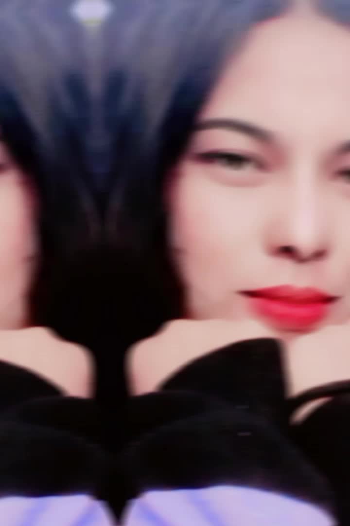 @Aariya