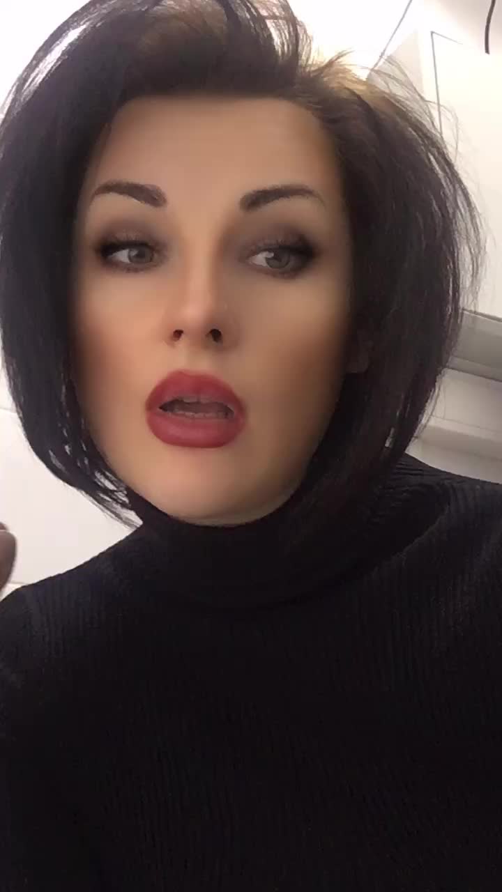 @ivandelina
