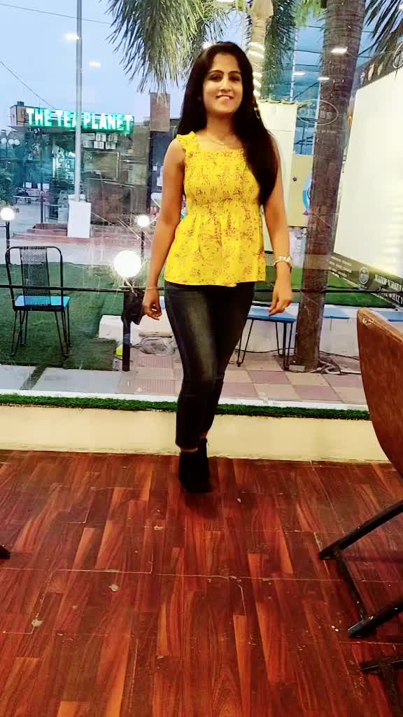 @mounika poreddy