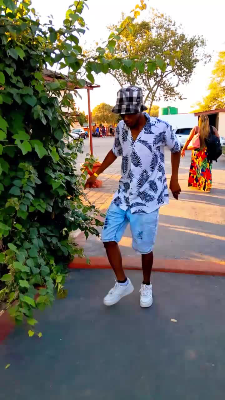 @LydoKayzo