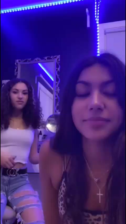 @tiktoker
