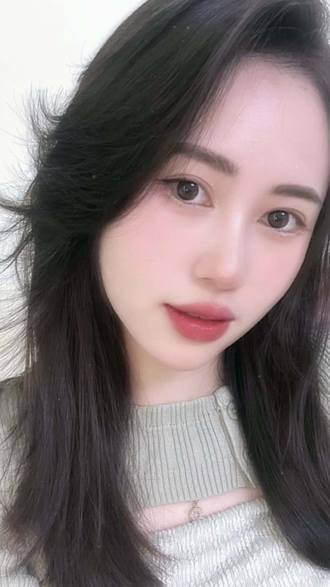 @Hoàng Nga