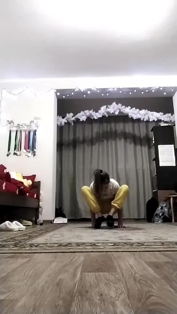 @ɴ ɪ ᴋ ᴀ🐍🖤