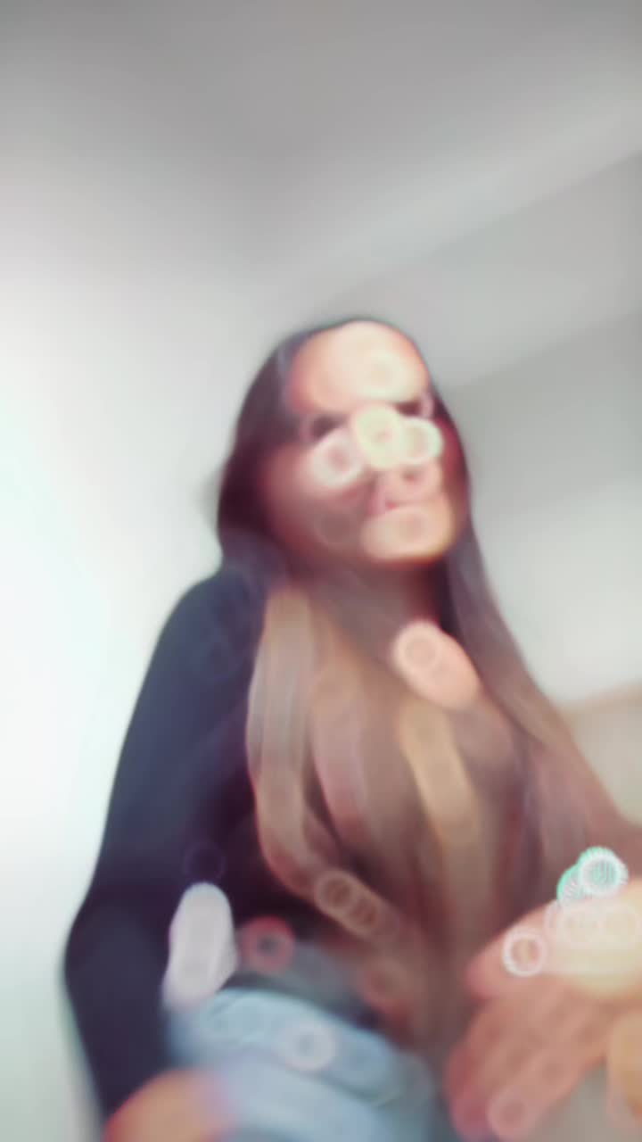 @aanch1._