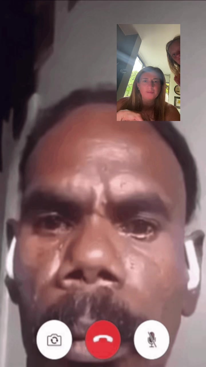 @Nicolebarker