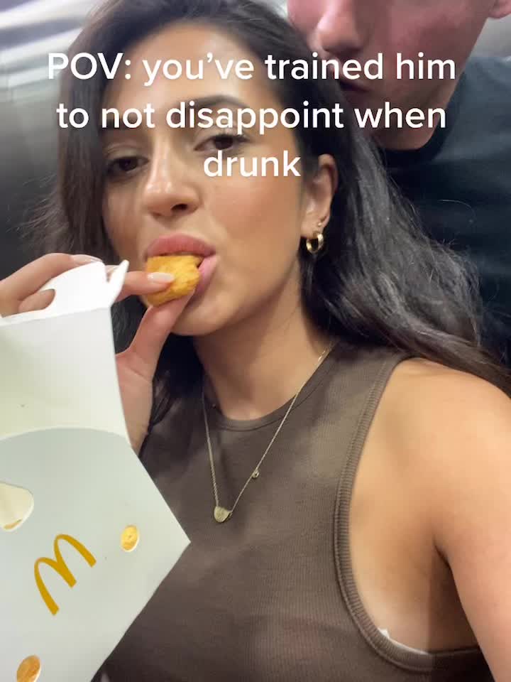 @courtneylar