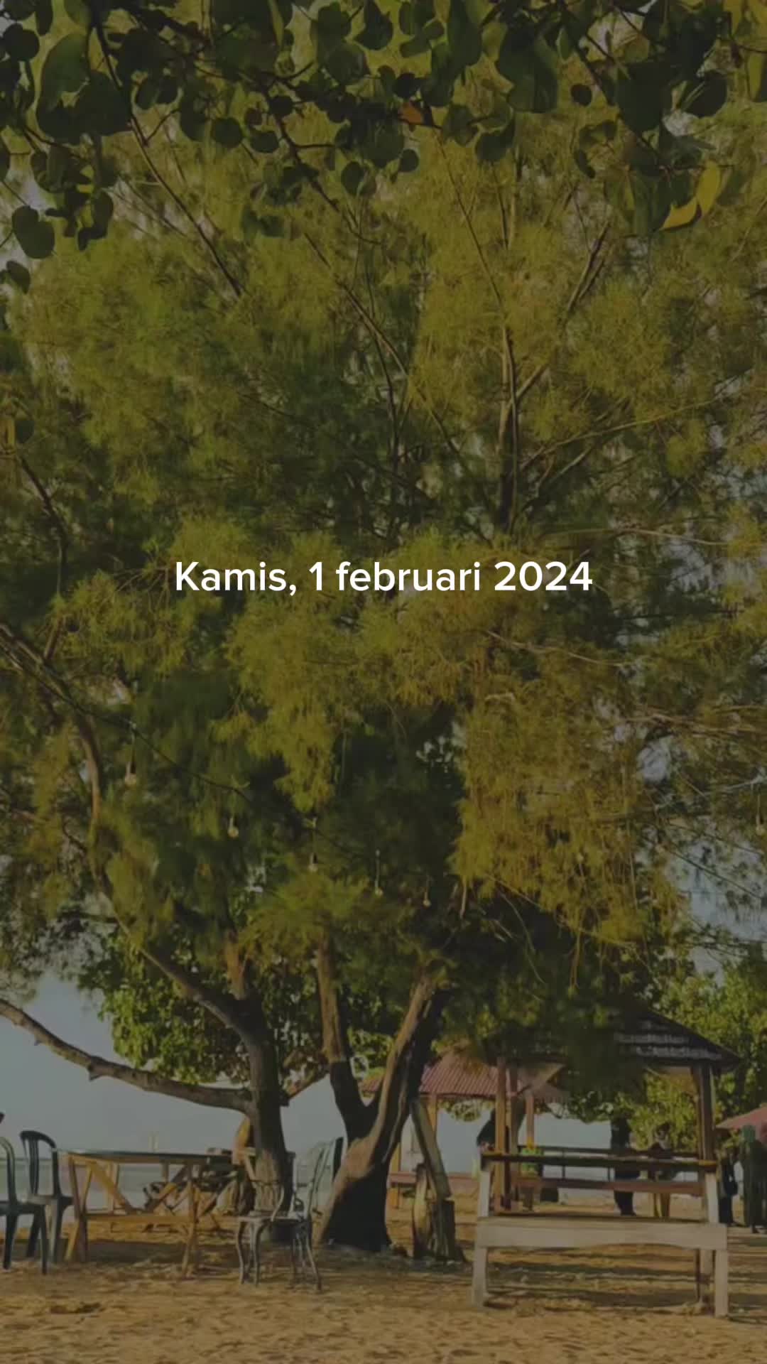 @SUKA GALAU🥀