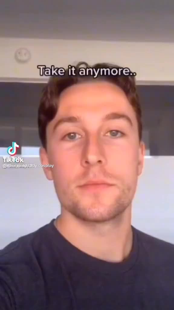 @Wolfiefanggirl1