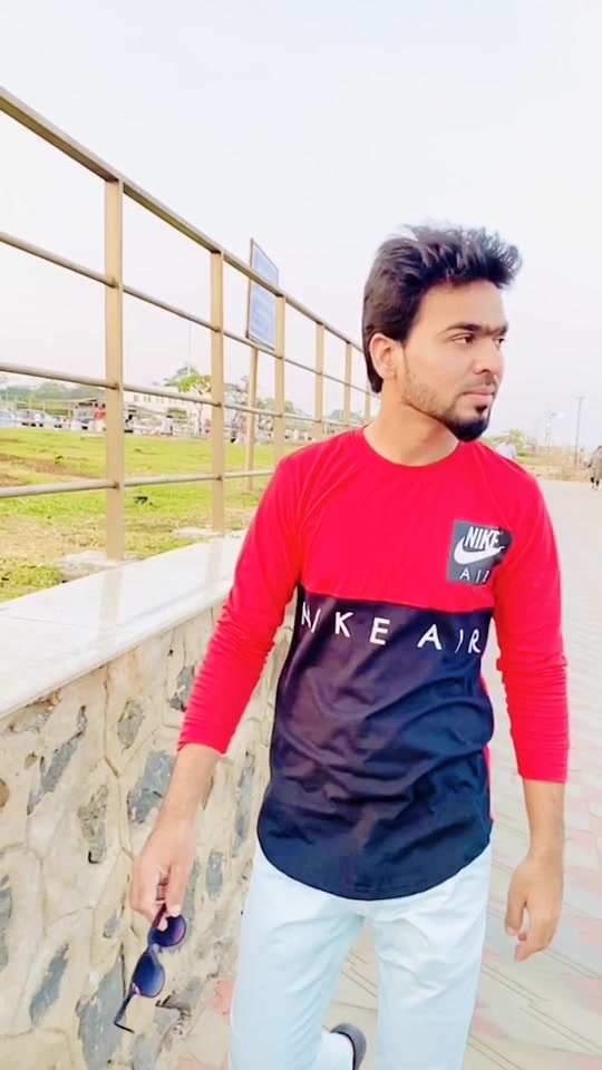 @ALONE%BOY