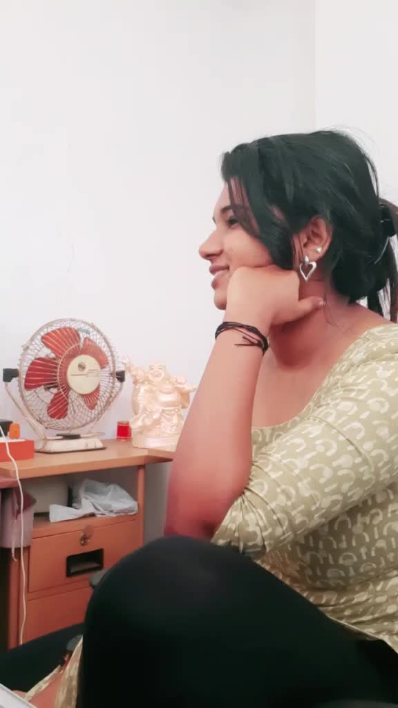 @Gopika🖤