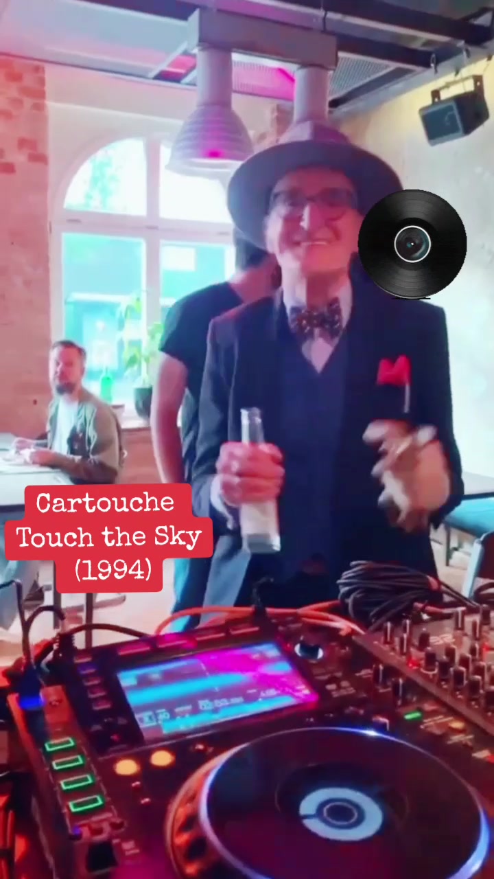 @Coco Tello