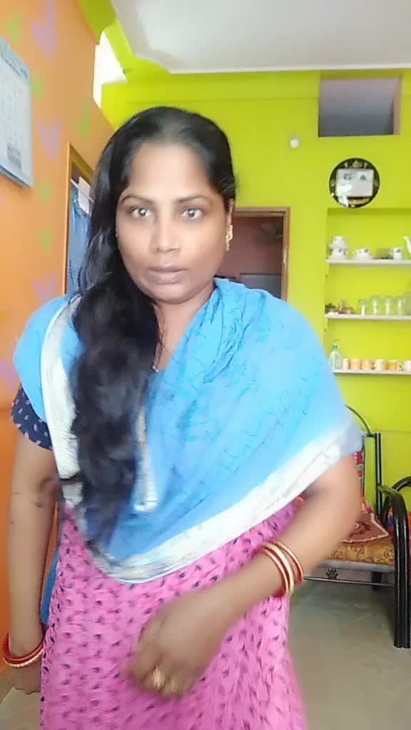 @vallishaheena