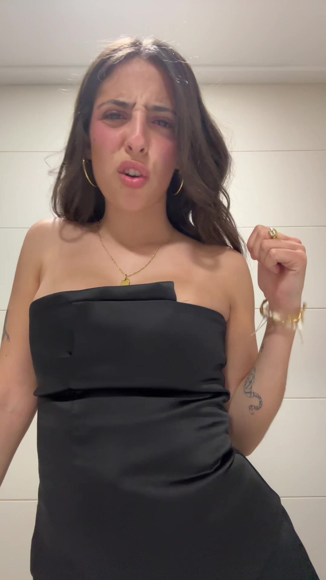 @-