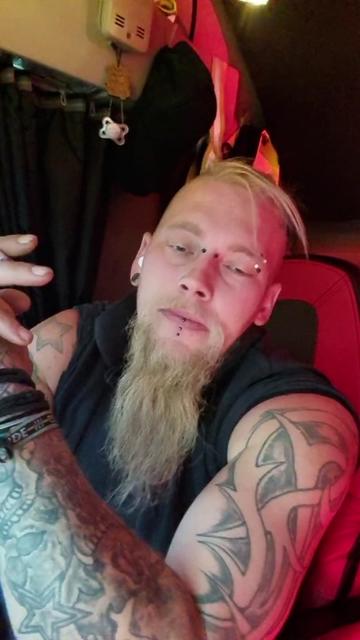 @Truckerbasti88
