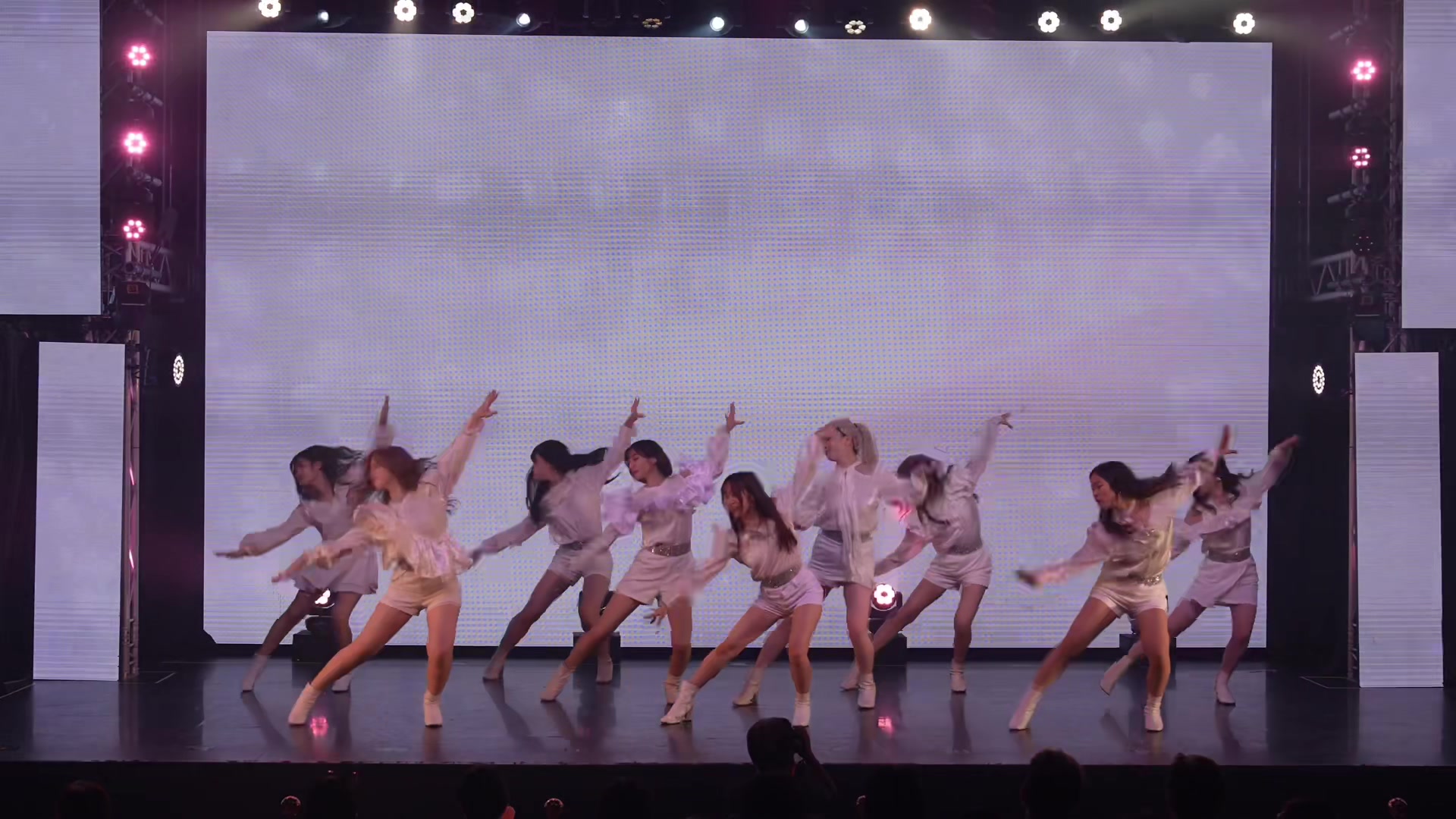 @IT*sONE