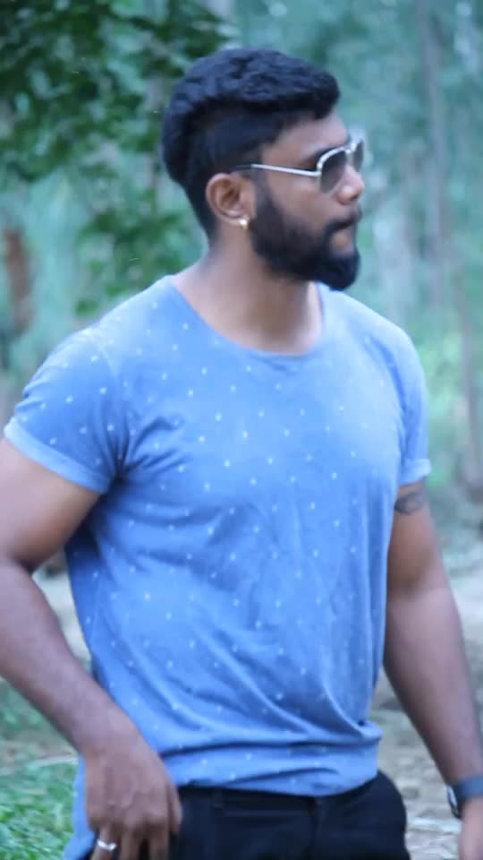 @rebelmanu