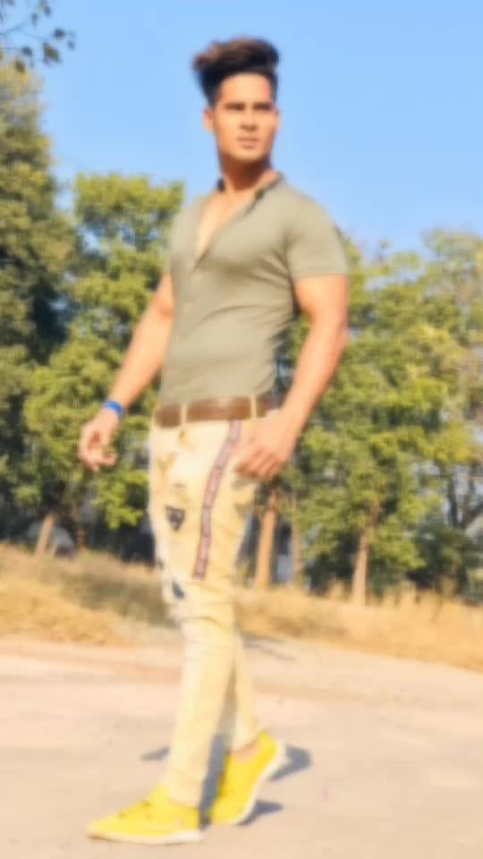 @arya_shaikh