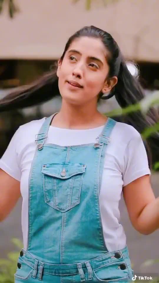 @Barfi