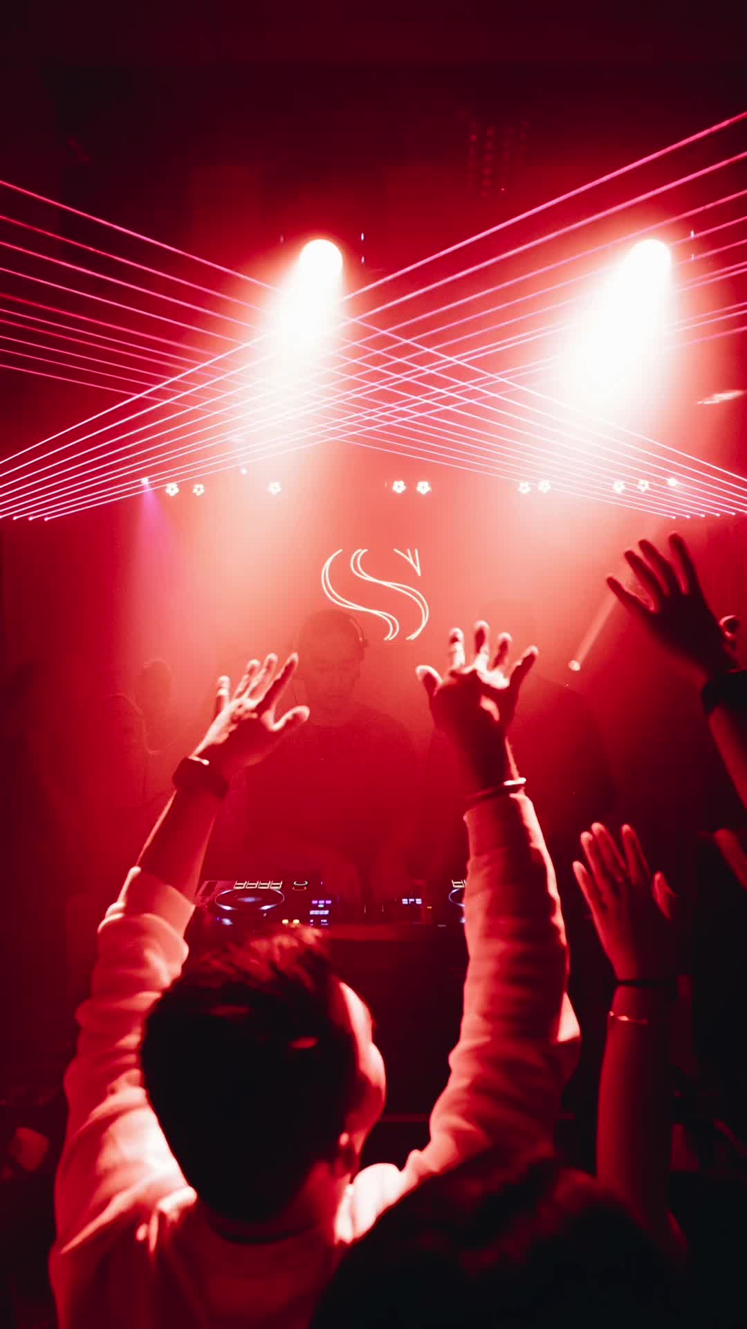 @socialsundays_