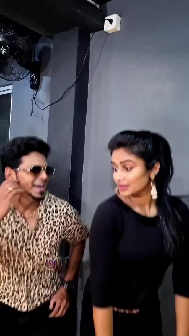 @MuThu_Editz