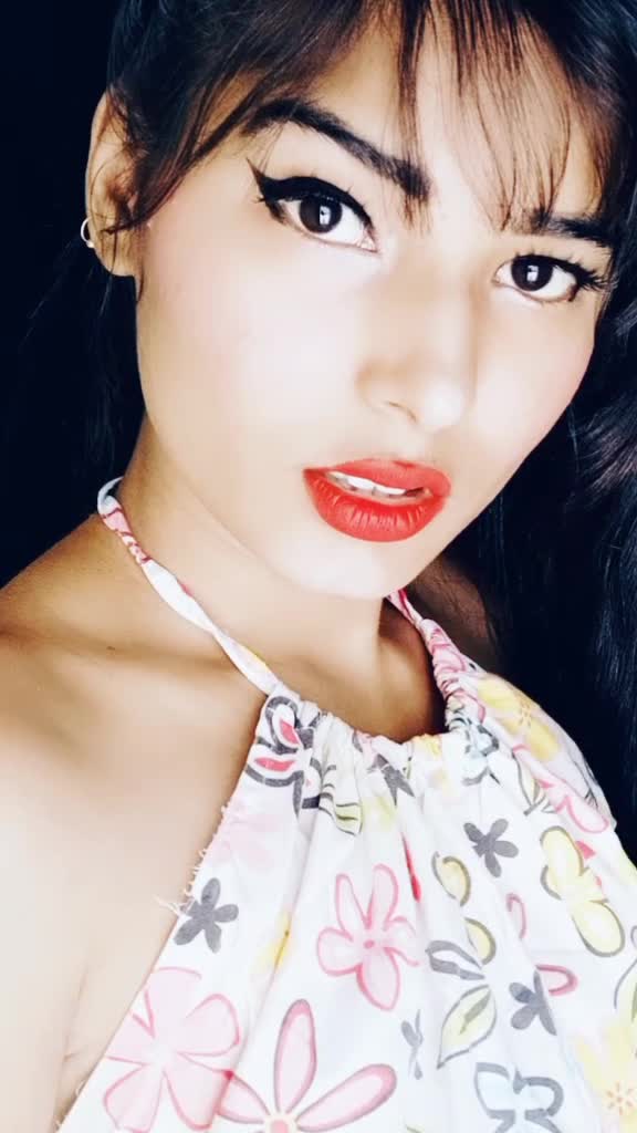 @Simran👑