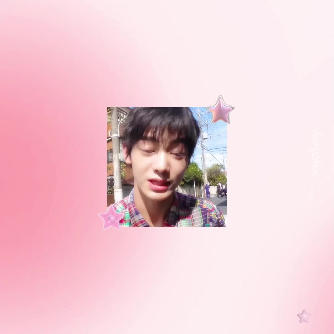 @✩