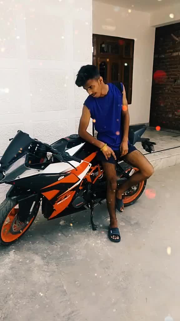 @👑rAhUL. BaAwa👑