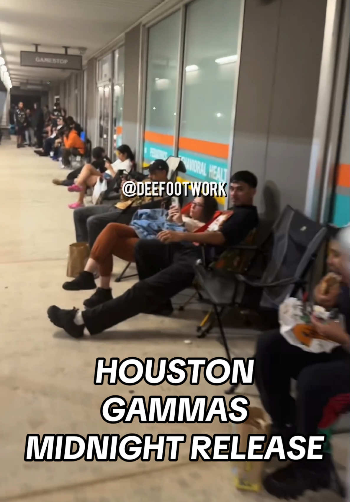 @DeeFootwork