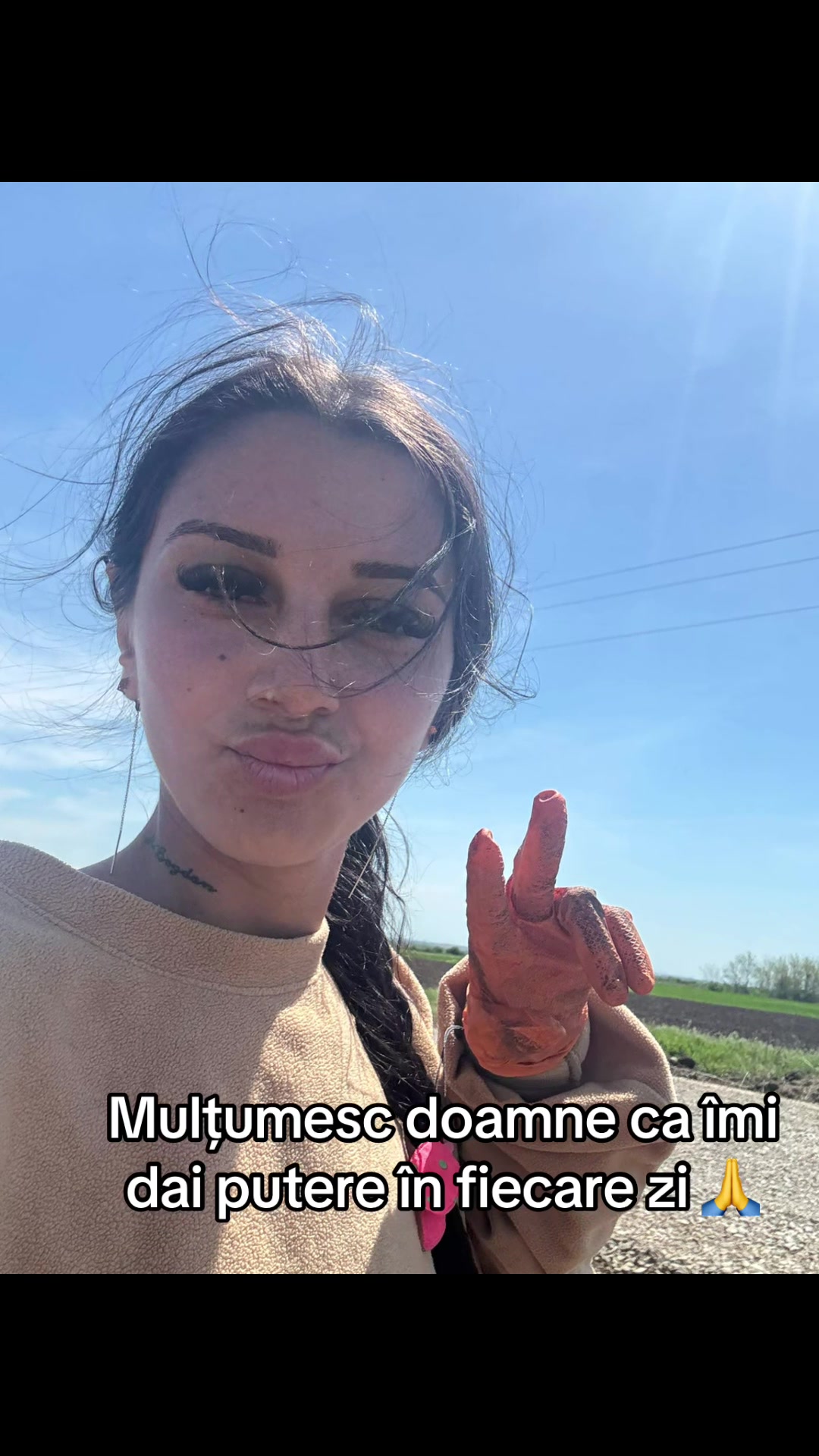@Elenashalessio