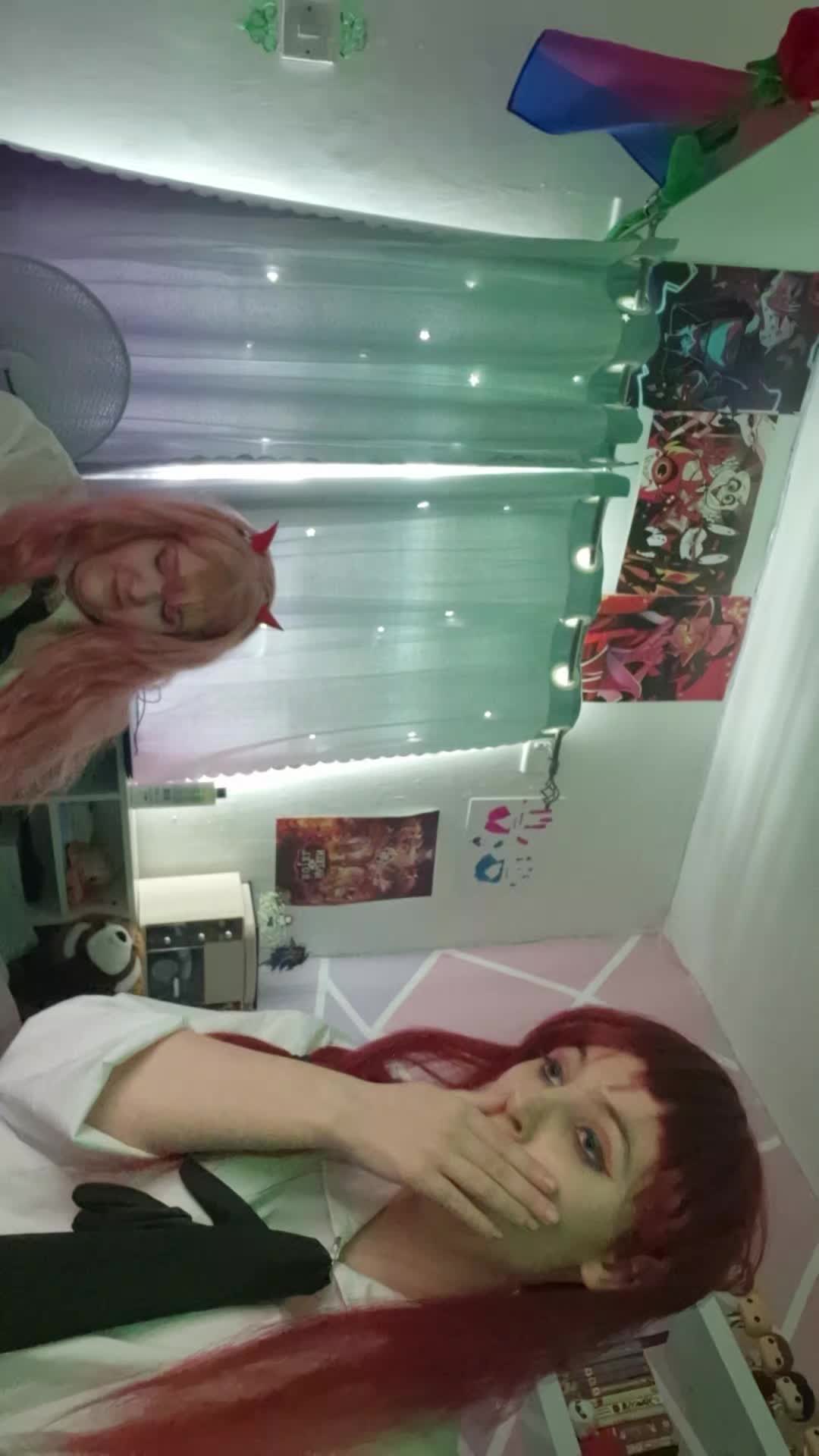 @Aly_the_cosplayer