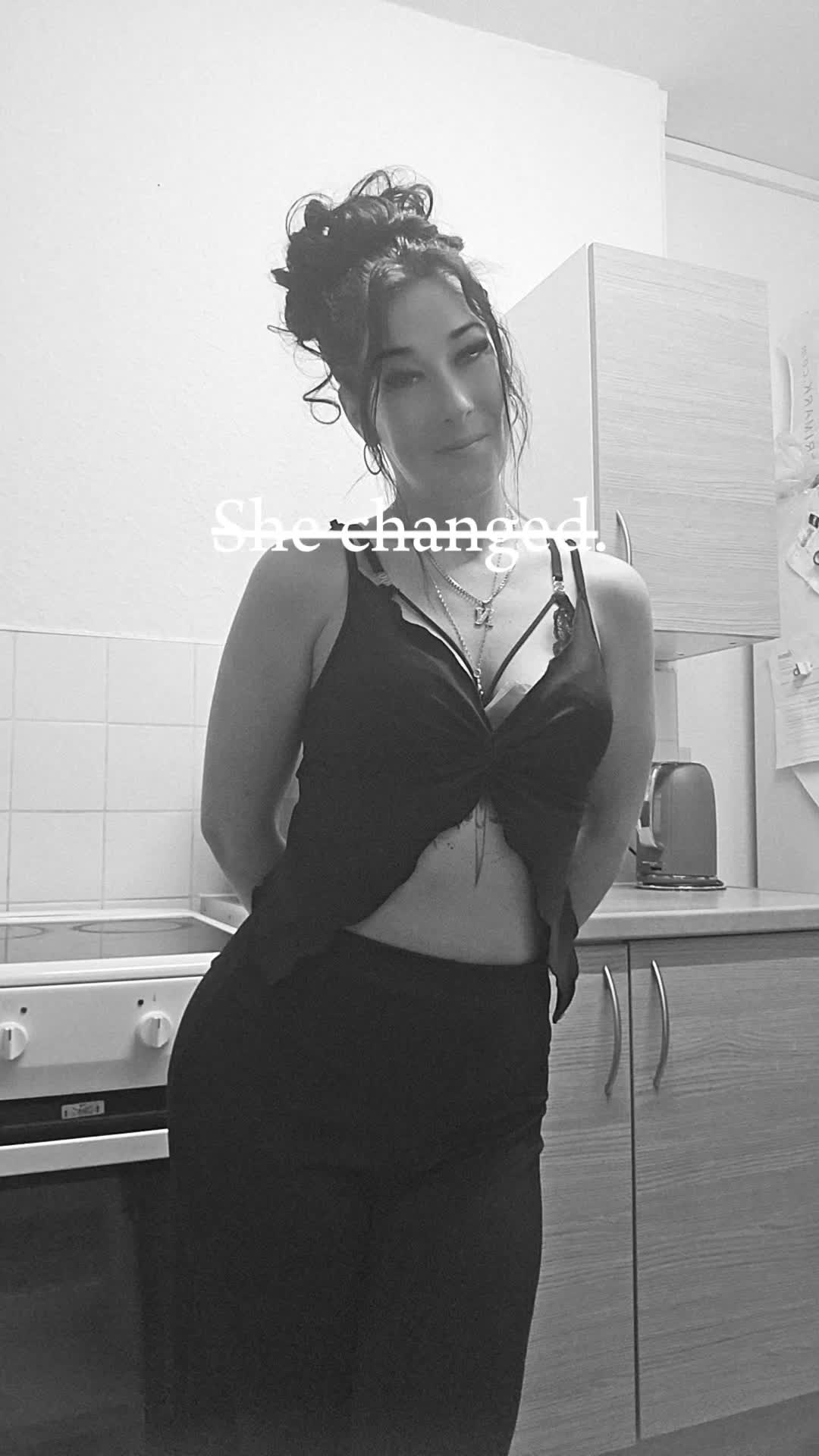 @Nikkinoodles🫦
