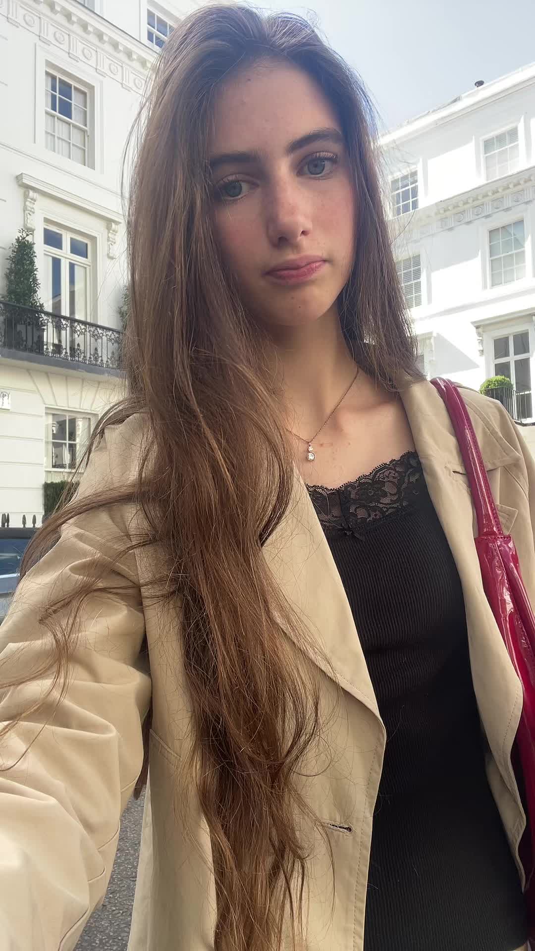 @veronika 🍂🪽👜