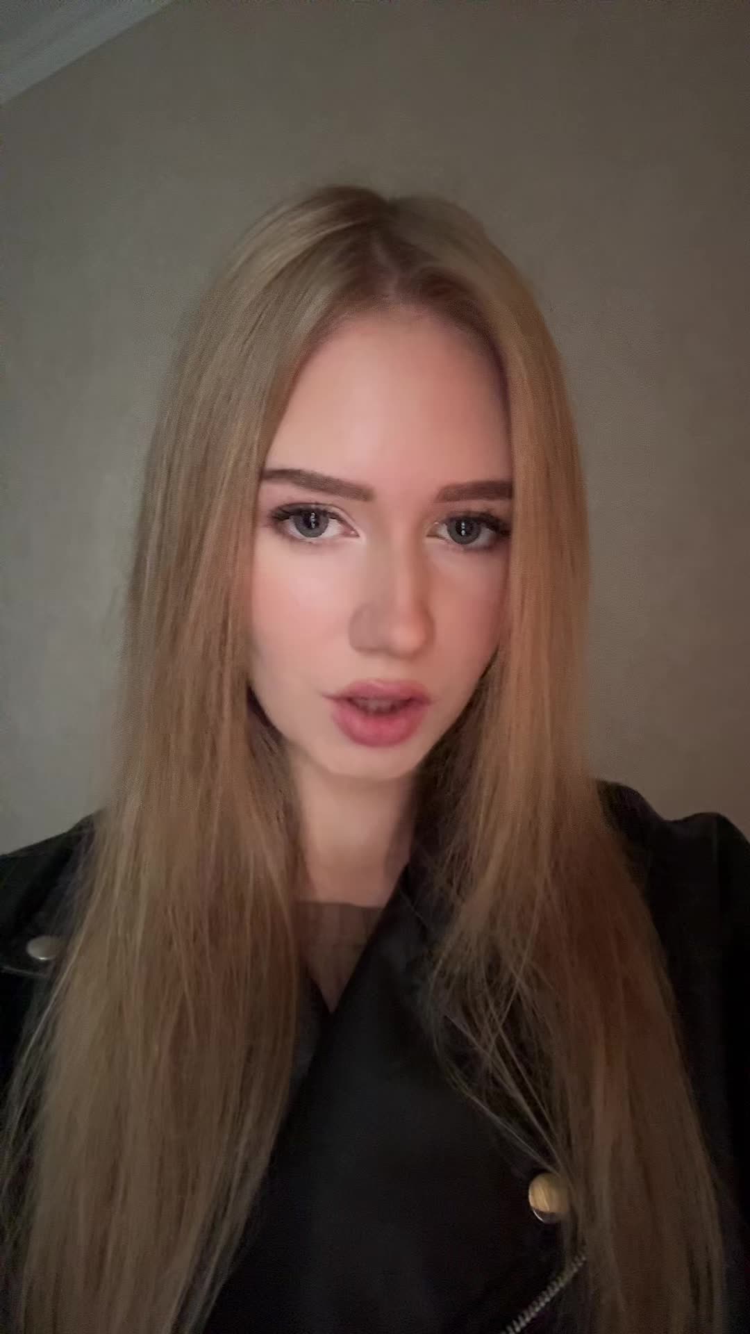 @никаа