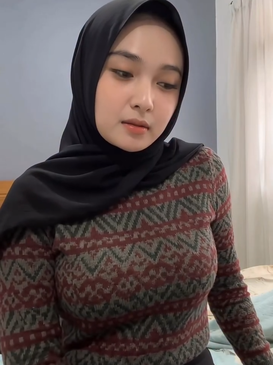 @ZAHRA ALINA