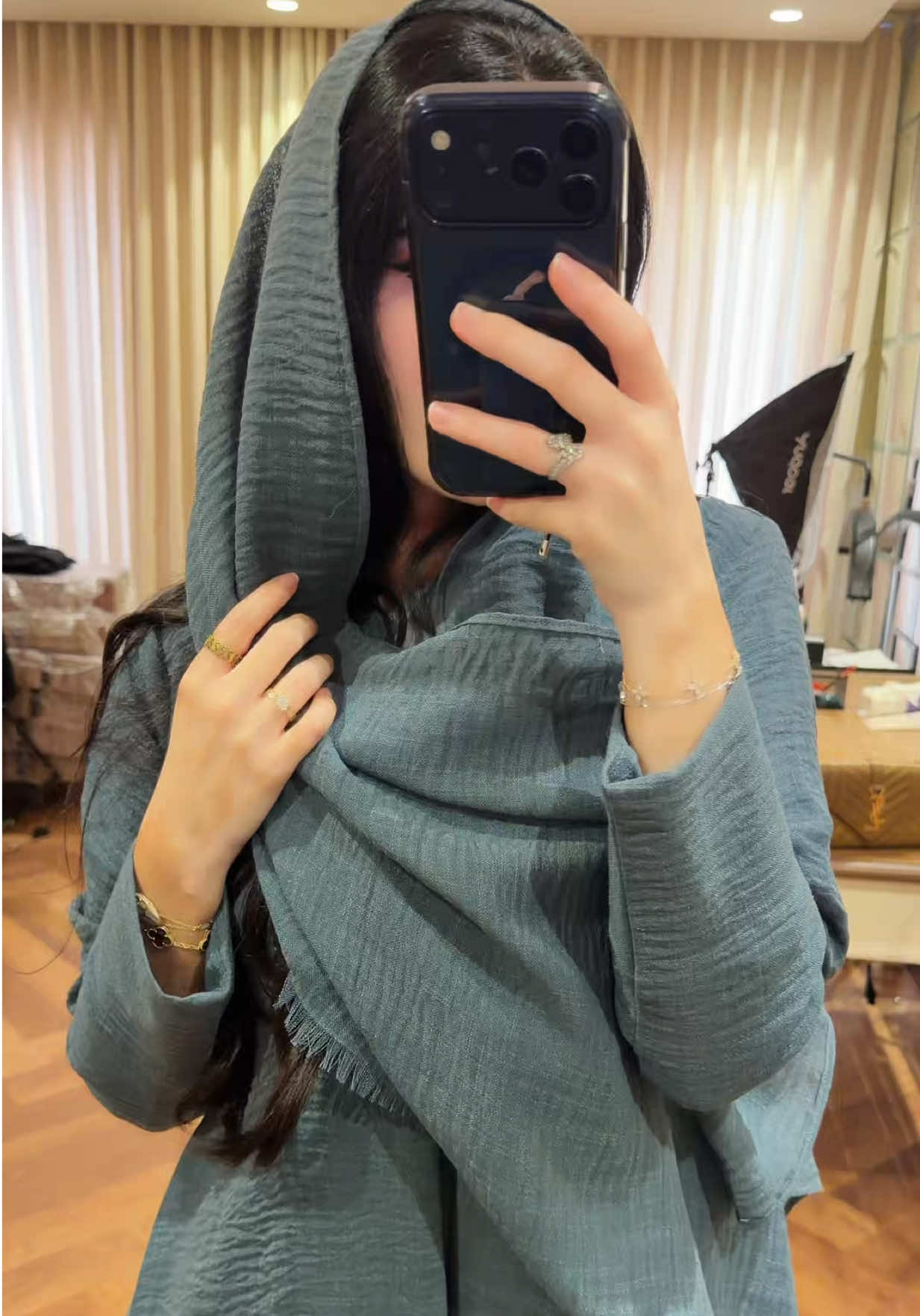 @ثــــيرا &bull; Thira Abaya