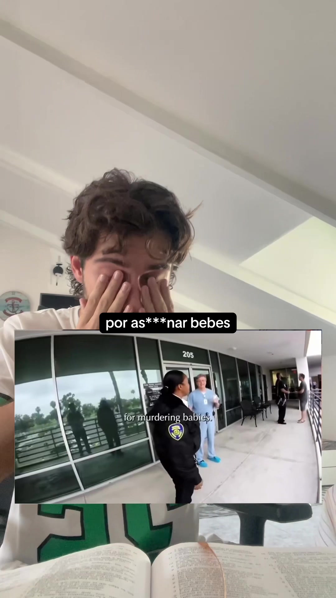 @Moi