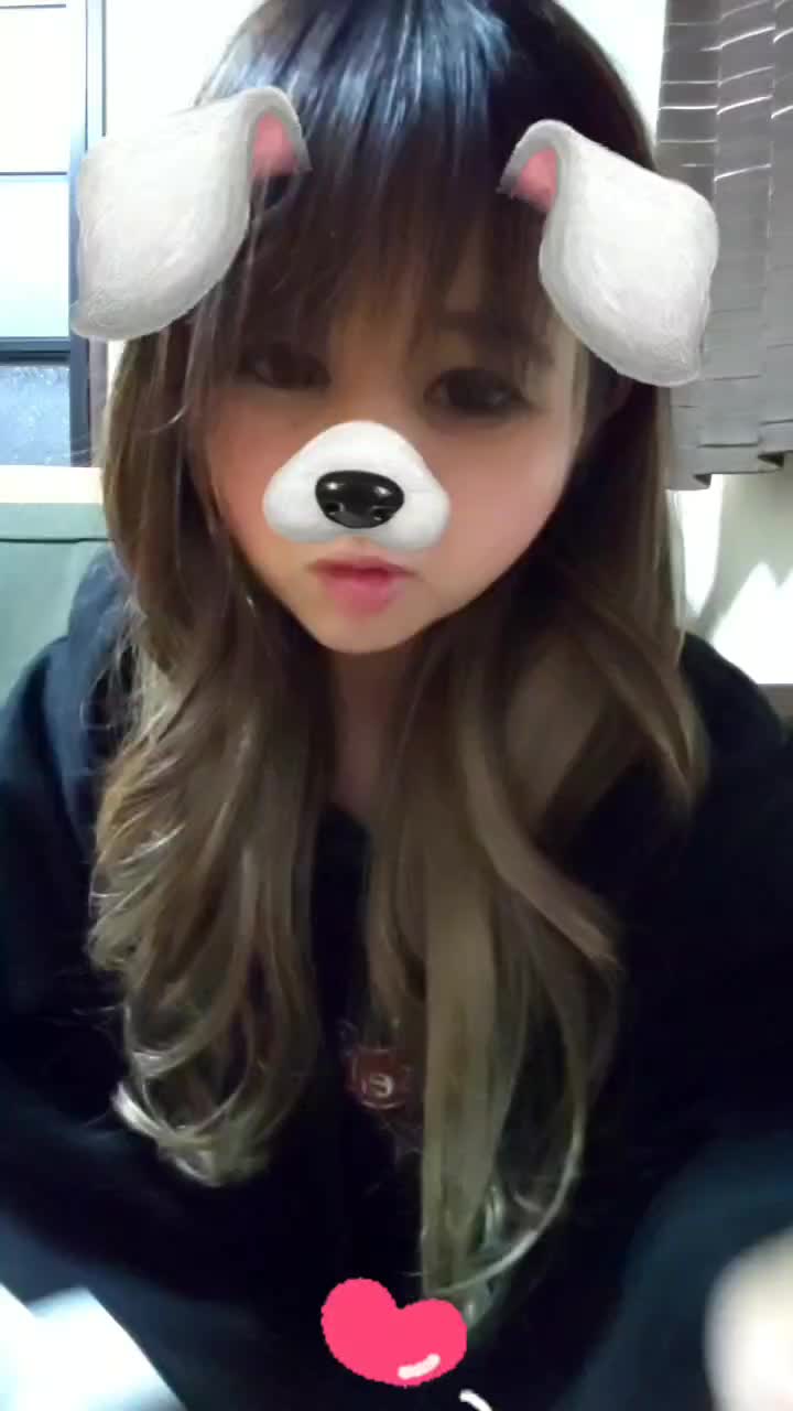 @momoiro