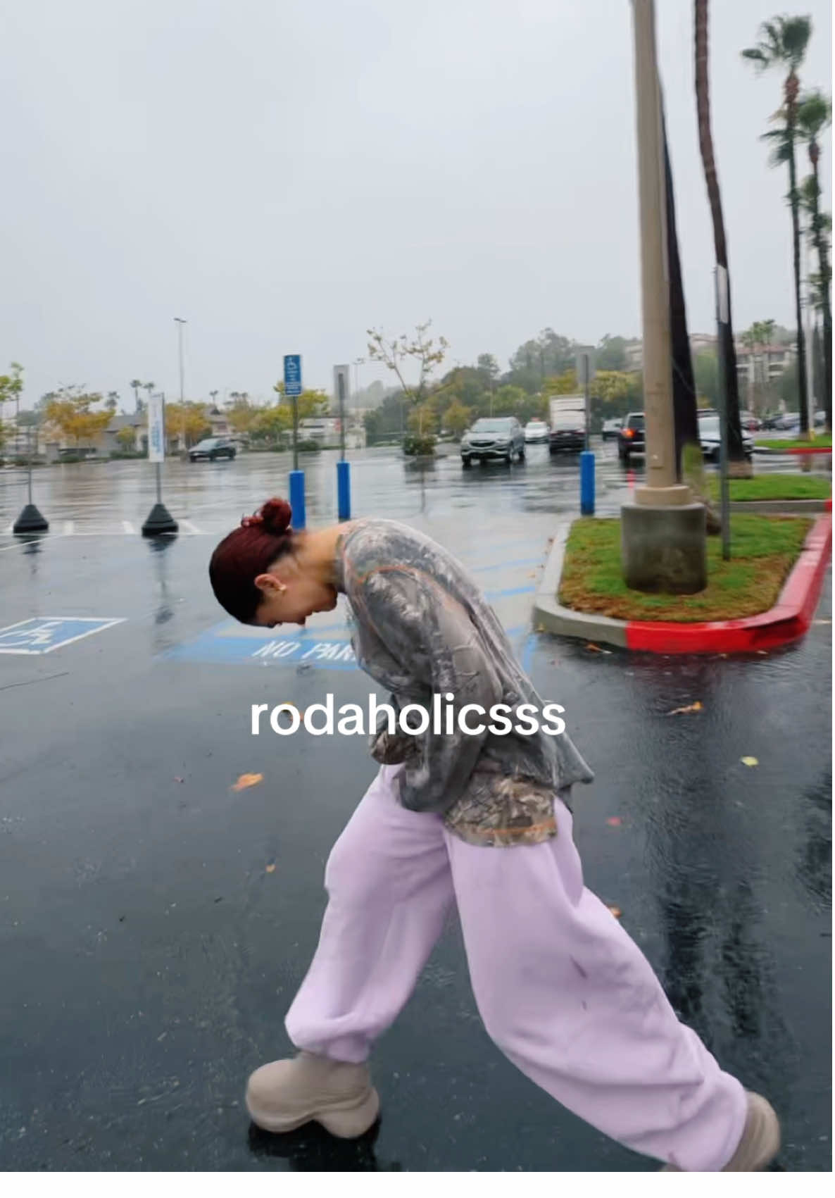 @thealexamontes