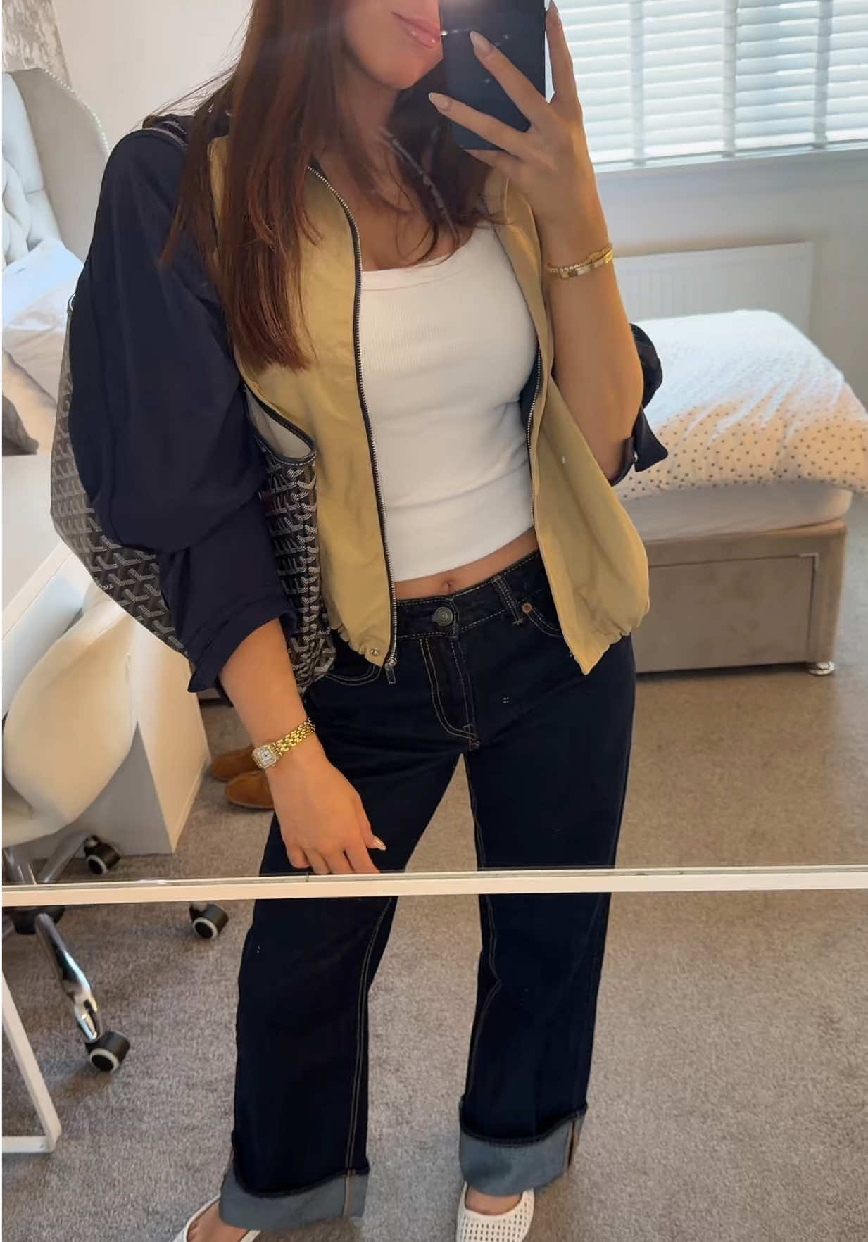 @Maisie