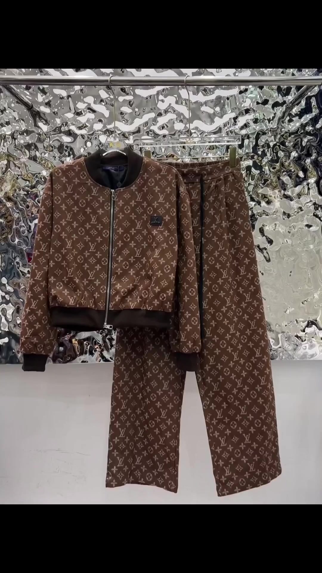 @WIWT.NET